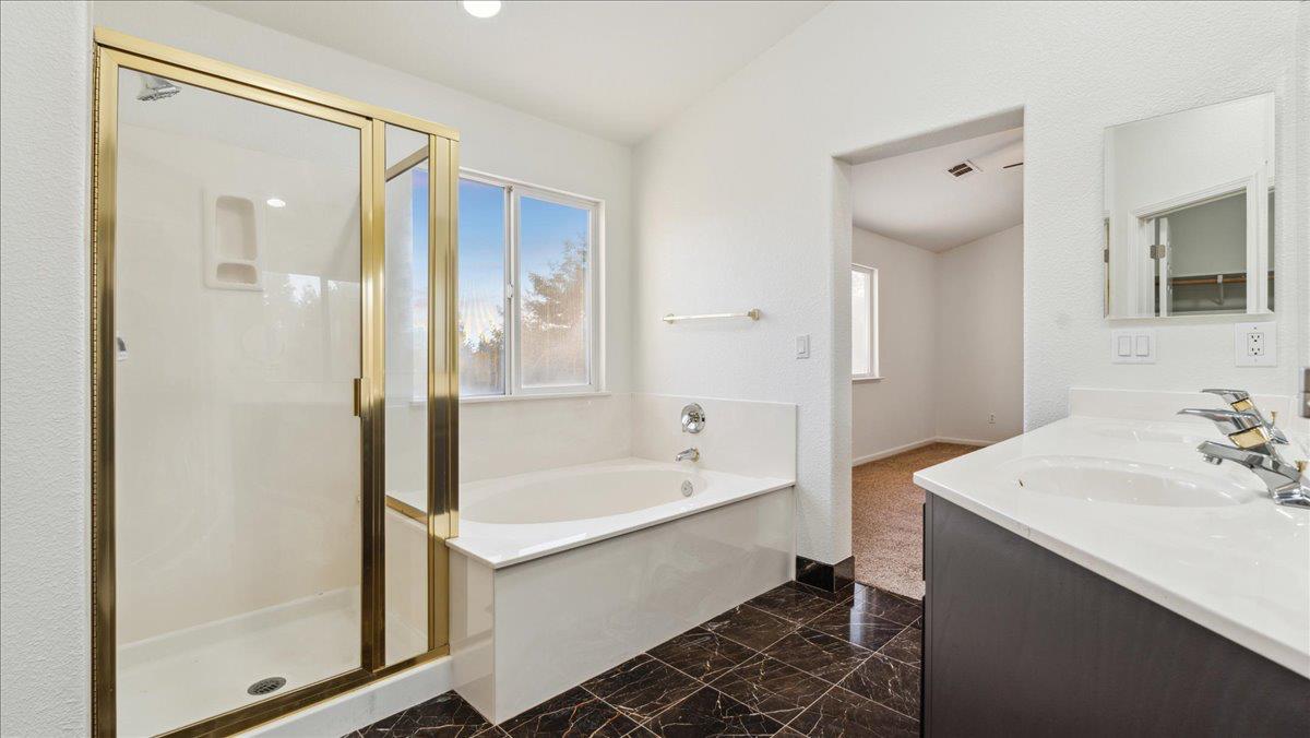 Detail Gallery Image 35 of 64 For 2133 Butterfield Ln, Lincoln,  CA 95648 - 4 Beds | 3 Baths