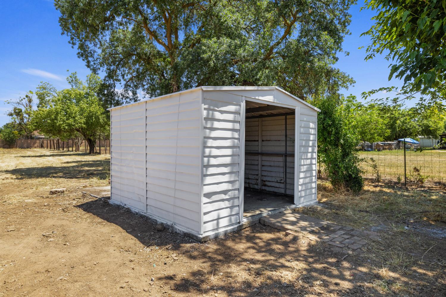 Detail Gallery Image 36 of 49 For 2048 Nord Ave, Stockton,  CA 95215 - 3 Beds | 2 Baths