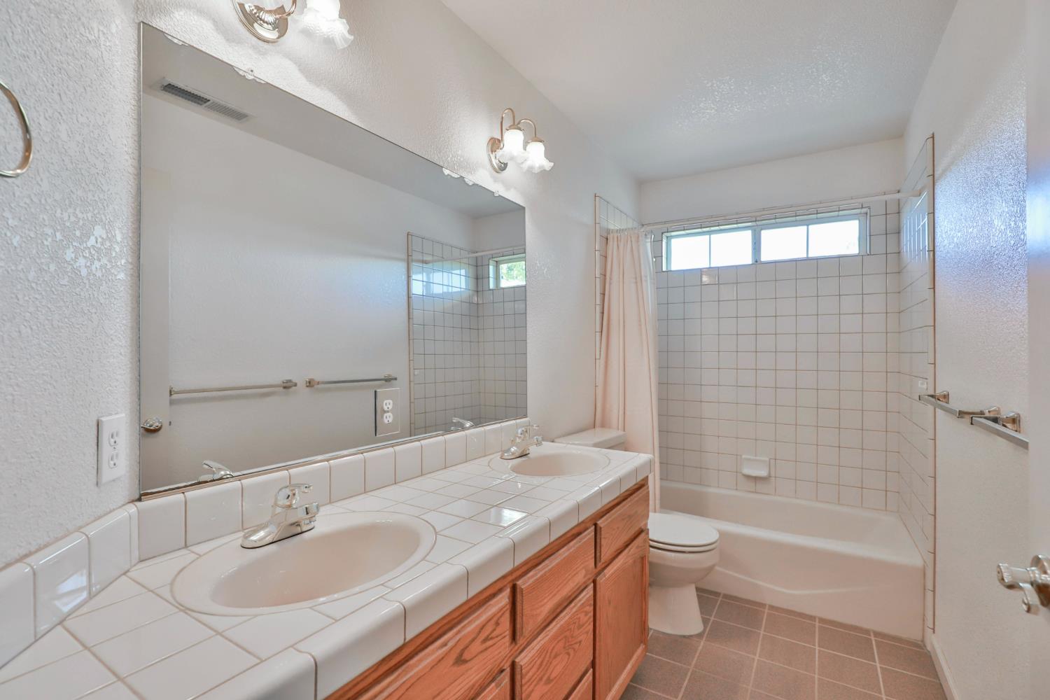 Detail Gallery Image 39 of 56 For 14753 Sandar Rd, Pine Grove,  CA 95665 - 3 Beds | 3 Baths