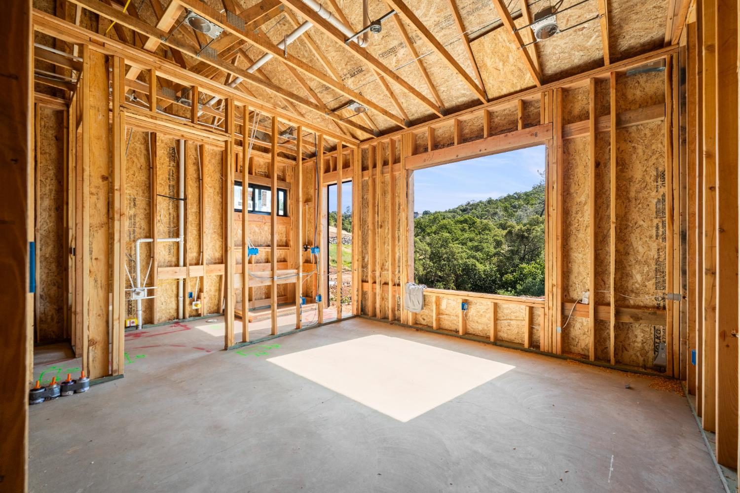 Detail Gallery Image 17 of 22 For 1875 Vista Cielo Dr, Newcastle,  CA 95658 - 5 Beds | 3/1 Baths
