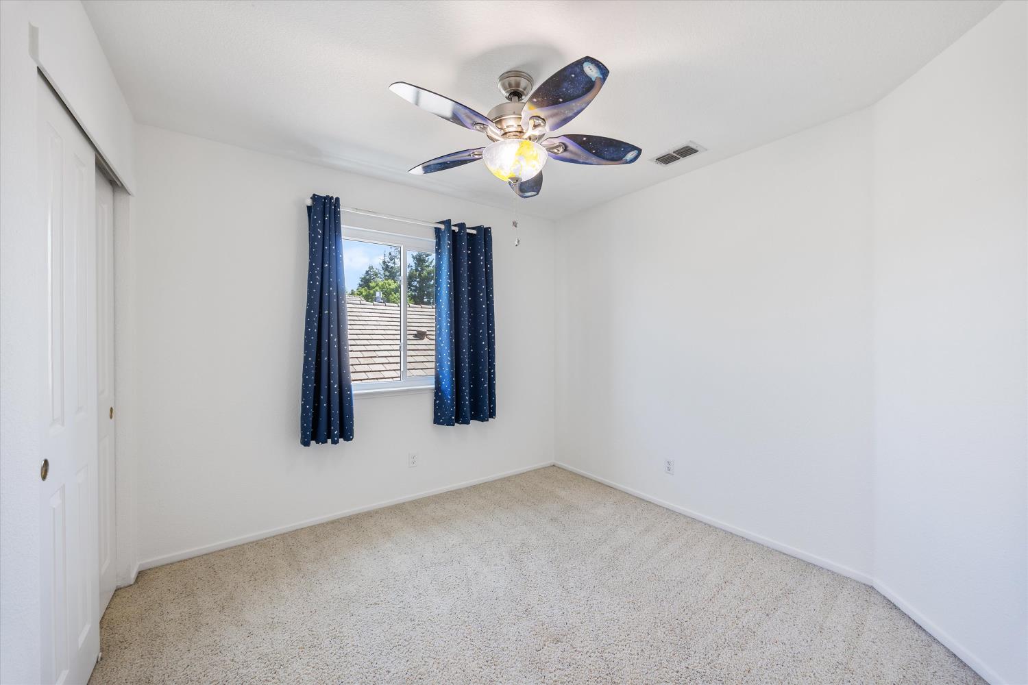 Detail Gallery Image 27 of 40 For 2929 Turnbuckle Cir, Elk Grove,  CA 95758 - 4 Beds | 2/1 Baths