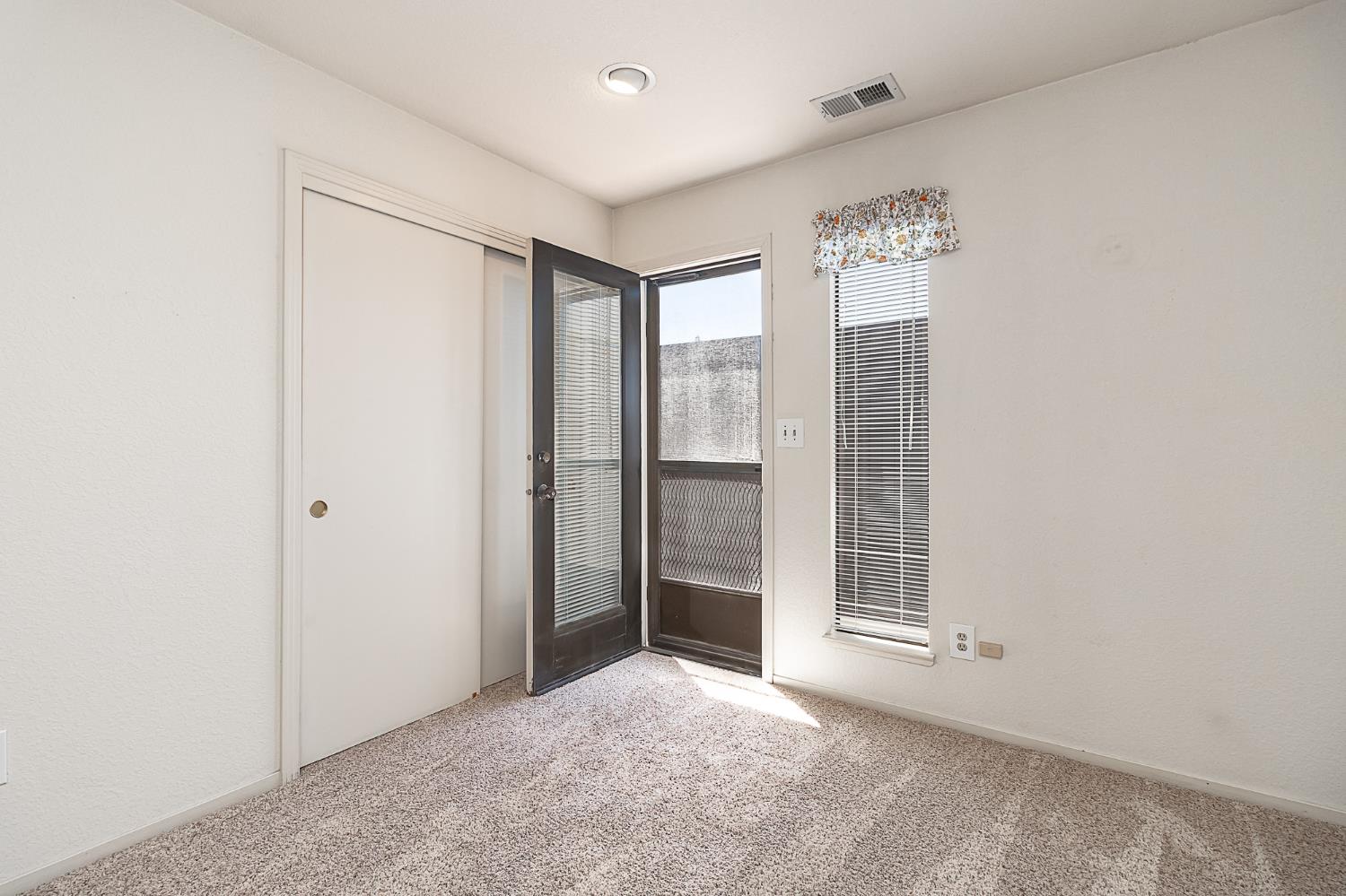 Detail Gallery Image 26 of 35 For 2508 Hilversum Ln, Modesto,  CA 95356 - 5 Beds | 3/1 Baths