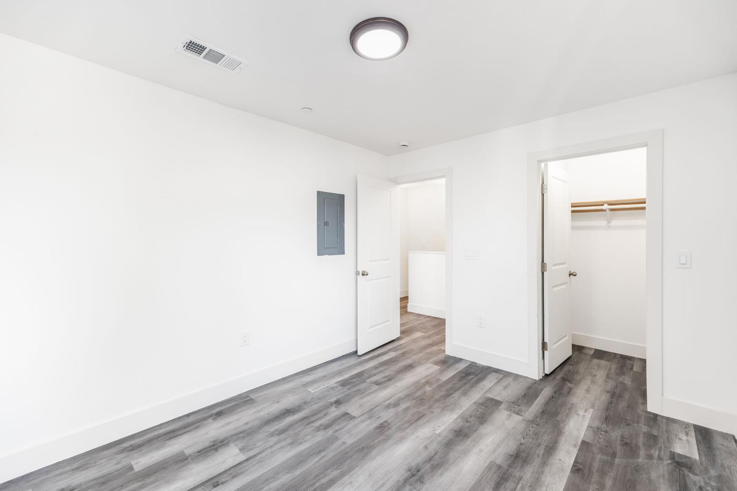 Detail Gallery Image 43 of 81 For 2409 Cava Ct, Sacramento,  CA 95825 - – Beds | – Baths