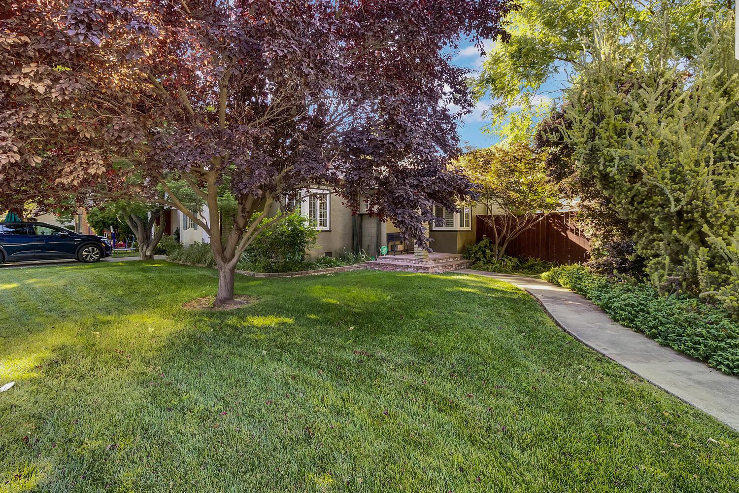 Detail Gallery Image 32 of 42 For 1621 Vallejo Way, Sacramento,  CA 95818 - 3 Beds | 2/1 Baths