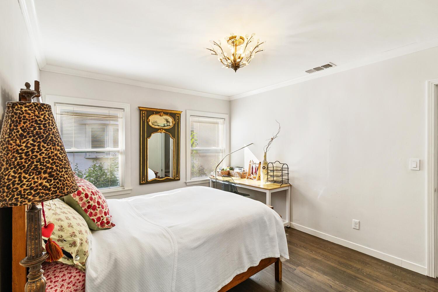 Detail Gallery Image 23 of 42 For 1621 Vallejo Way, Sacramento,  CA 95818 - 3 Beds | 2/1 Baths
