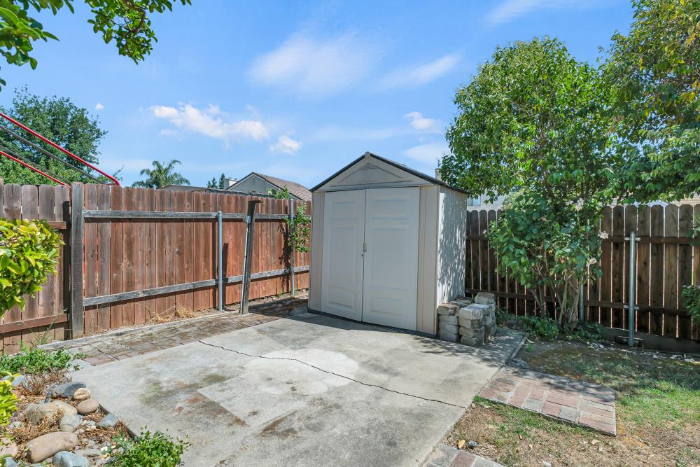 Detail Gallery Image 40 of 46 For 9004 Beryl Creek Way, Elk Grove,  CA 95758 - 3 Beds | 2/1 Baths