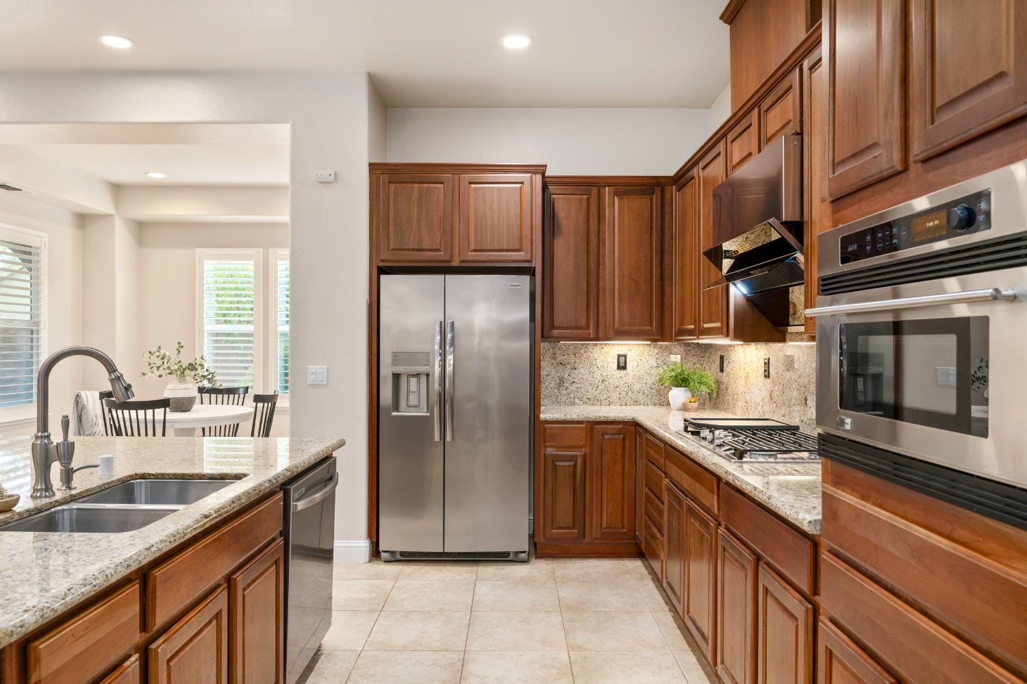 Detail Gallery Image 29 of 50 For 308 Rialto Ct, El Dorado Hills,  CA 95762 - 5 Beds | 4 Baths