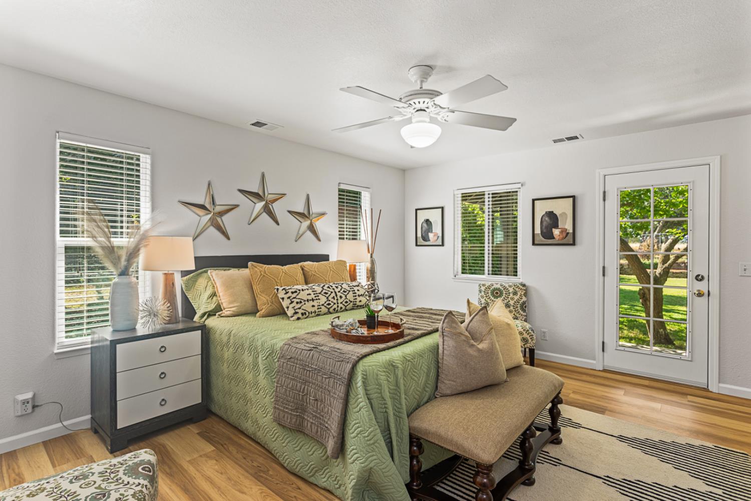 Detail Gallery Image 15 of 38 For 8782 Steven Ave, Orangevale,  CA 95662 - 4 Beds | 3 Baths