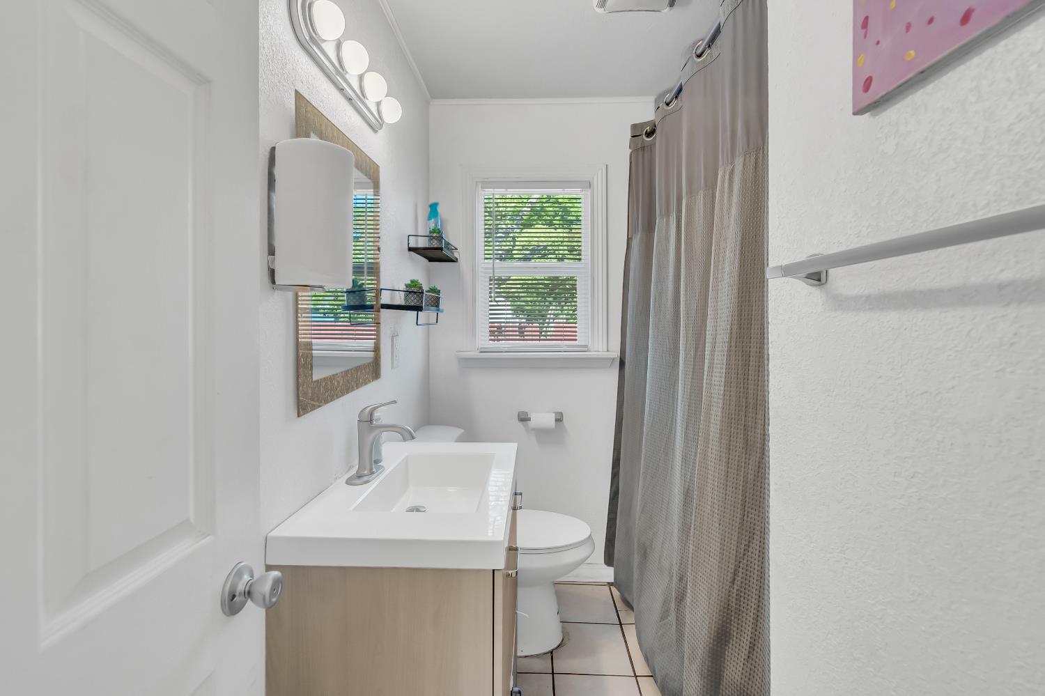 Detail Gallery Image 19 of 33 For 3520 San Jose Way, Sacramento,  CA 95817 - 2 Beds | 1 Baths