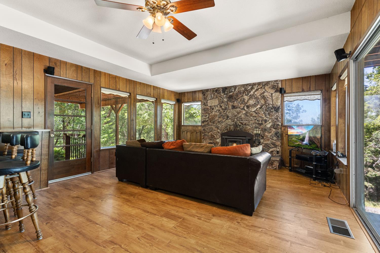Detail Gallery Image 25 of 63 For 655 Secret Town Ln, Colfax,  CA 95713 - 4 Beds | 3 Baths
