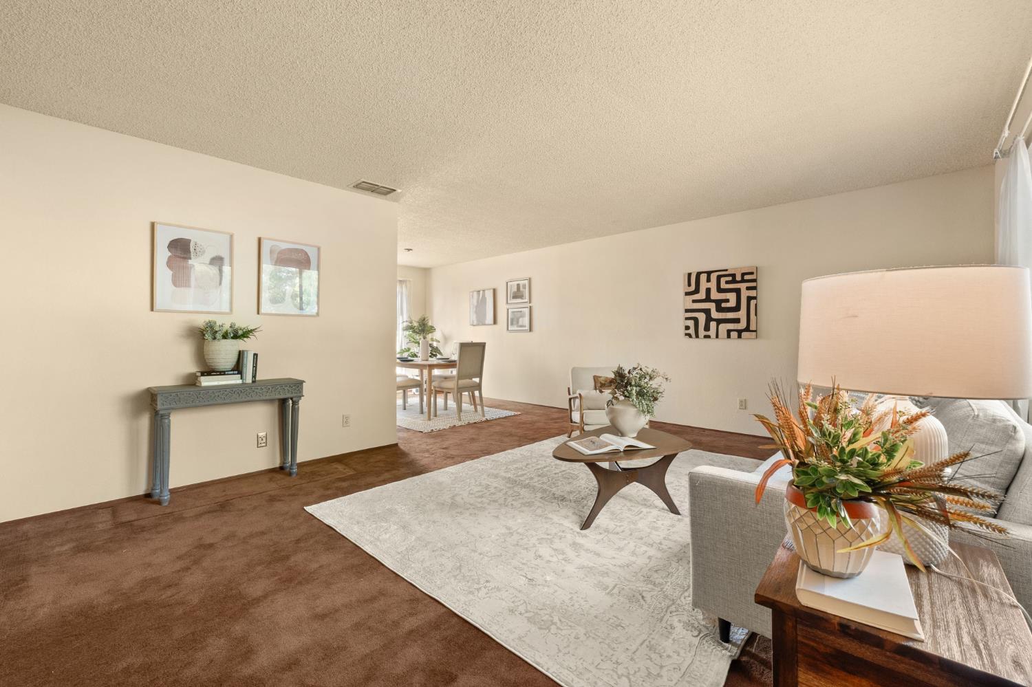 Detail Gallery Image 5 of 40 For 4195 Amapola Way, Sacramento,  CA 95823 - 4 Beds | 2/1 Baths