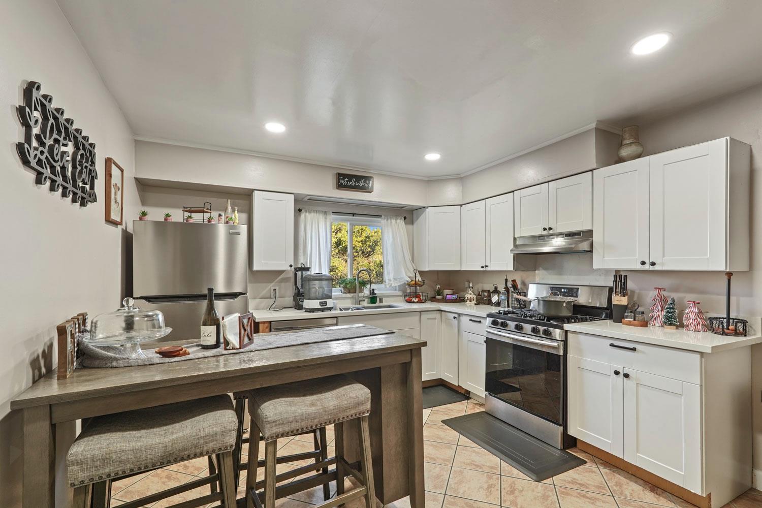 Detail Gallery Image 17 of 40 For 1129 S Lincoln St, Stockton,  CA 95206 - 3 Beds | 2 Baths