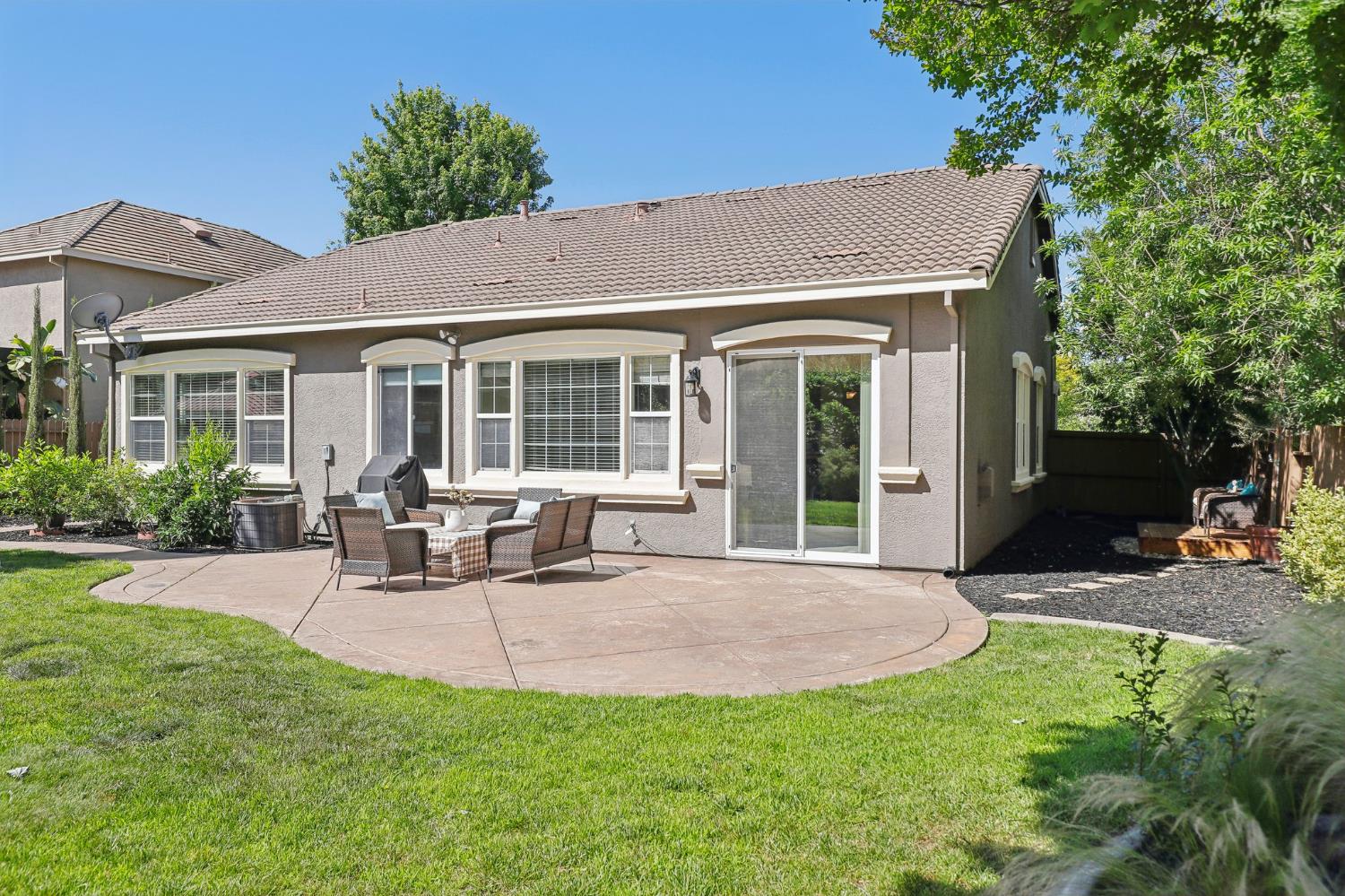 Hildebrand Circle, Folsom, California image 2