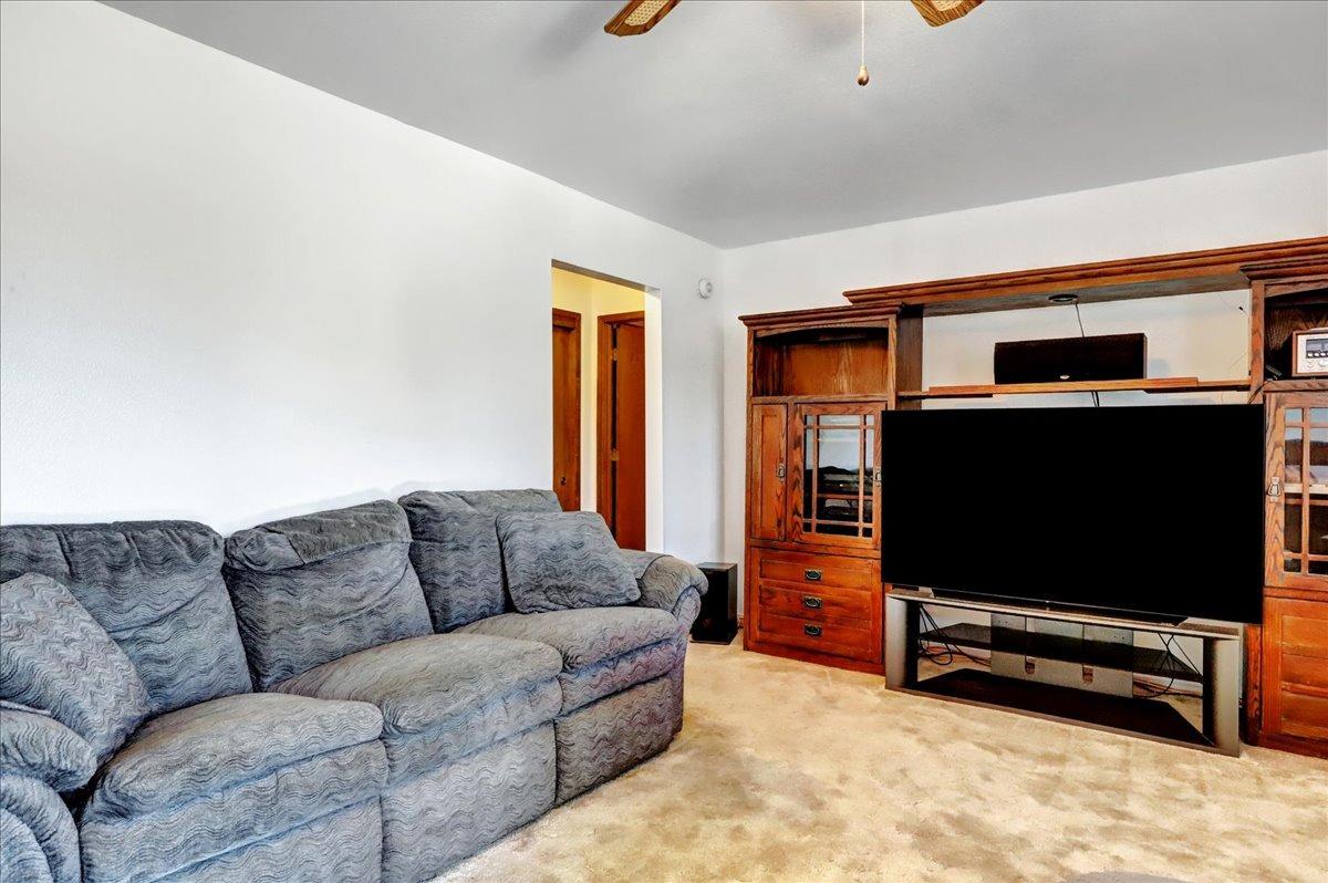 Detail Gallery Image 14 of 59 For 12710 Rough and Ready Rd, Rough And Ready,  CA 95975 - 2 Beds | 3 Baths