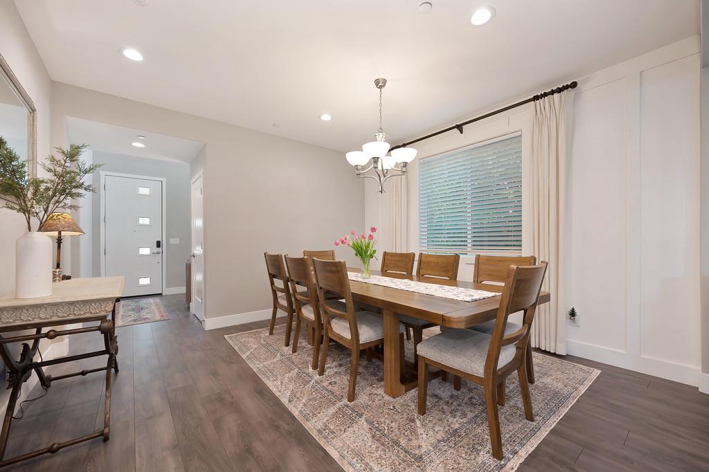 Detail Gallery Image 9 of 52 For 4432 Juneberry Dr, Sacramento,  CA 95834 - 3 Beds | 2/1 Baths