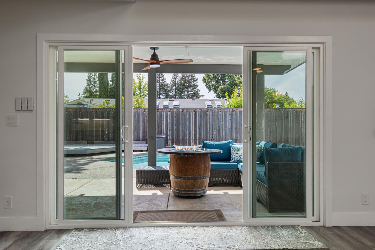 Detail Gallery Image 37 of 70 For 3201 Kaiser Way, Carmichael,  CA 95608 - 4 Beds | 3 Baths