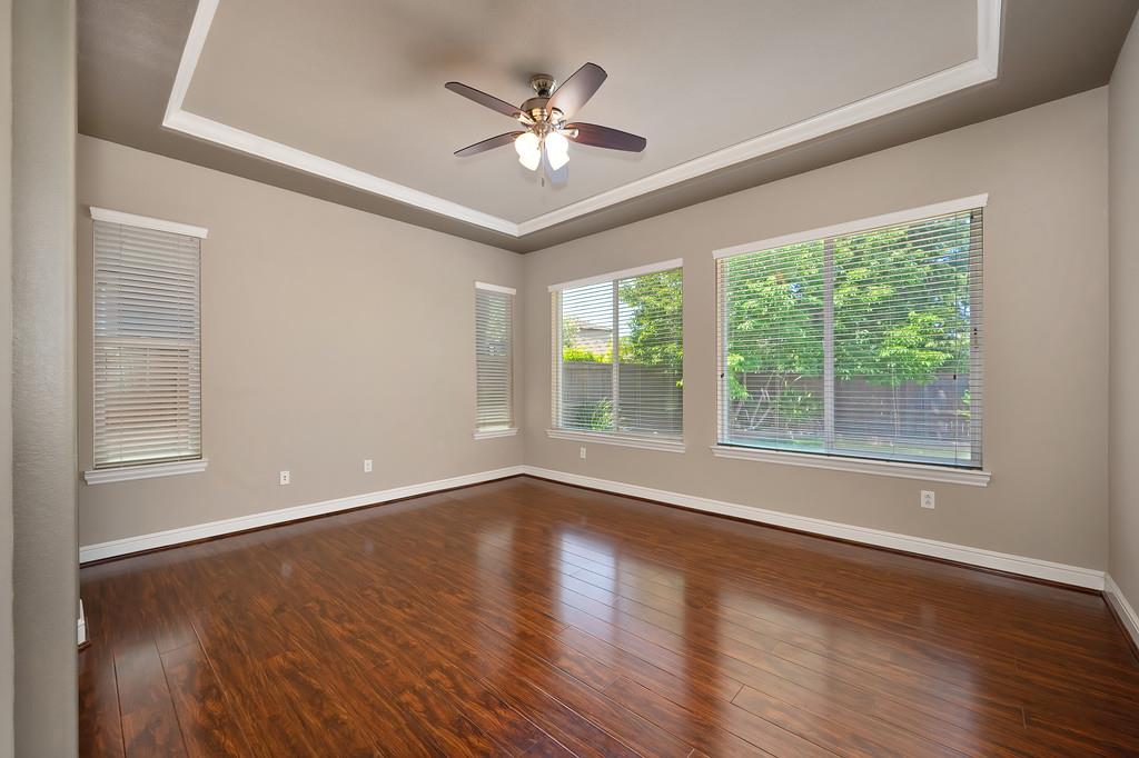 Detail Gallery Image 44 of 87 For 5729 Northborough Dr, Sacramento,  CA 95835 - 4 Beds | 3/1 Baths
