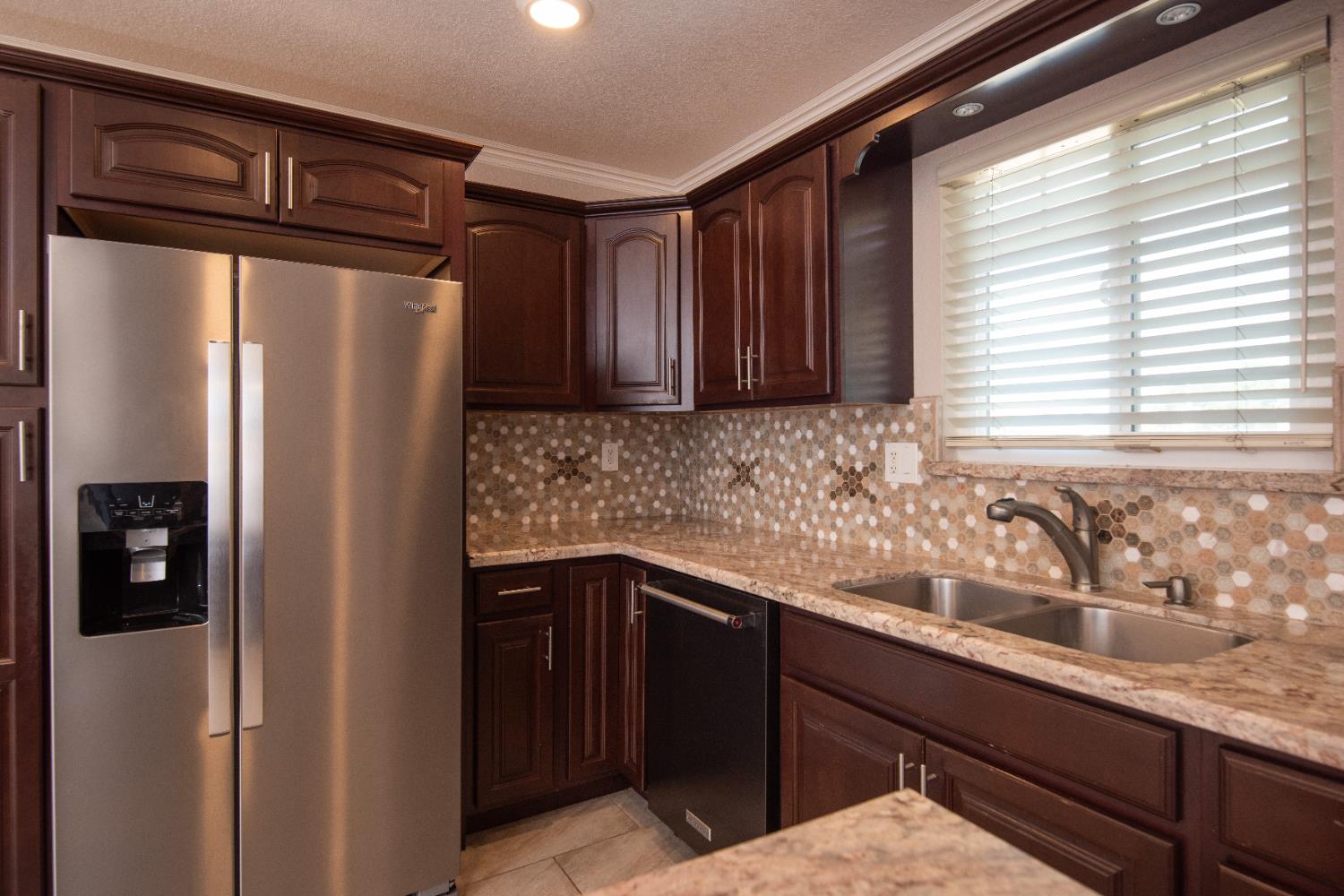 Detail Gallery Image 7 of 21 For 2908 Rose Ave, Ceres,  CA 95307 - 3 Beds | 2 Baths