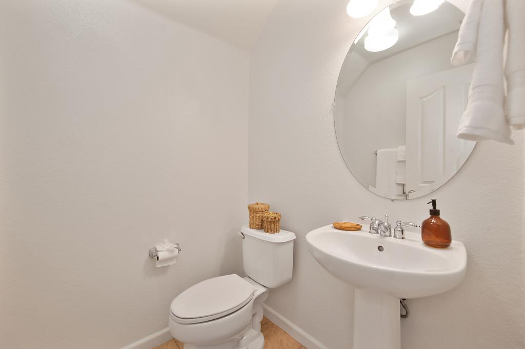 Detail Gallery Image 13 of 31 For 1301 Dante Cir, Roseville,  CA 95678 - 2 Beds | 2/1 Baths
