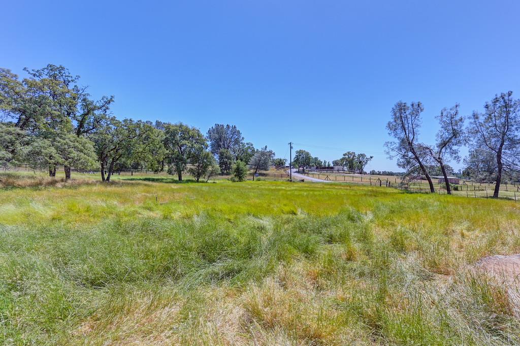 Detail Gallery Image 40 of 44 For 2120 Lovejoy Ln, Cool,  CA 95614 - 3 Beds | 2 Baths