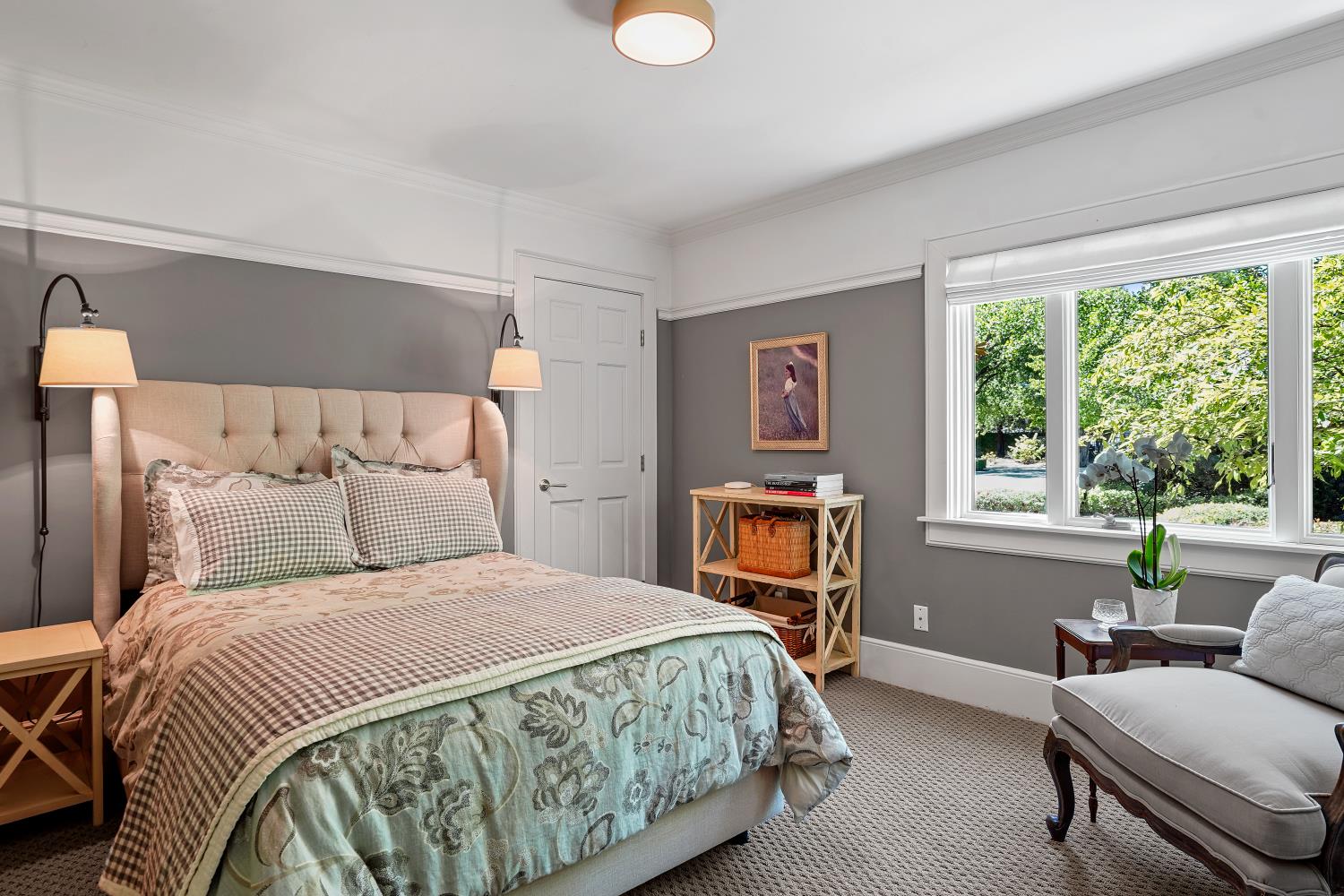 Detail Gallery Image 23 of 89 For 510 Knightsbridge Ln, Sacramento,  CA 95864 - 6 Beds | 4/1 Baths