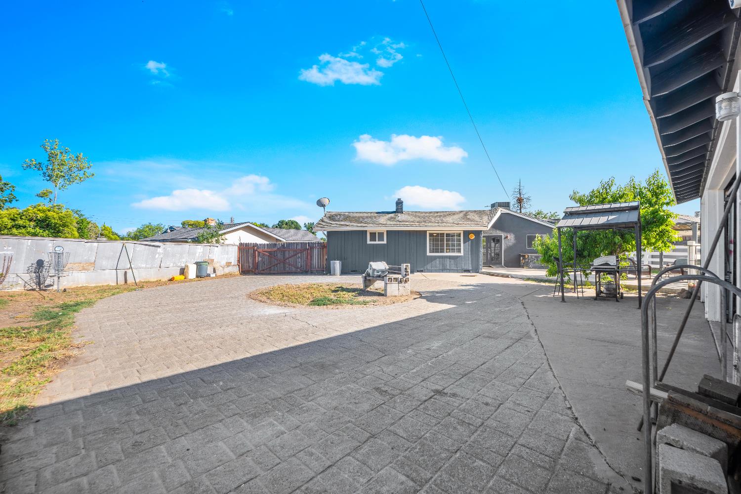 Detail Gallery Image 30 of 30 For 7105 Sweetwood Ct, Citrus Heights,  CA 95621 - 4 Beds | 2 Baths