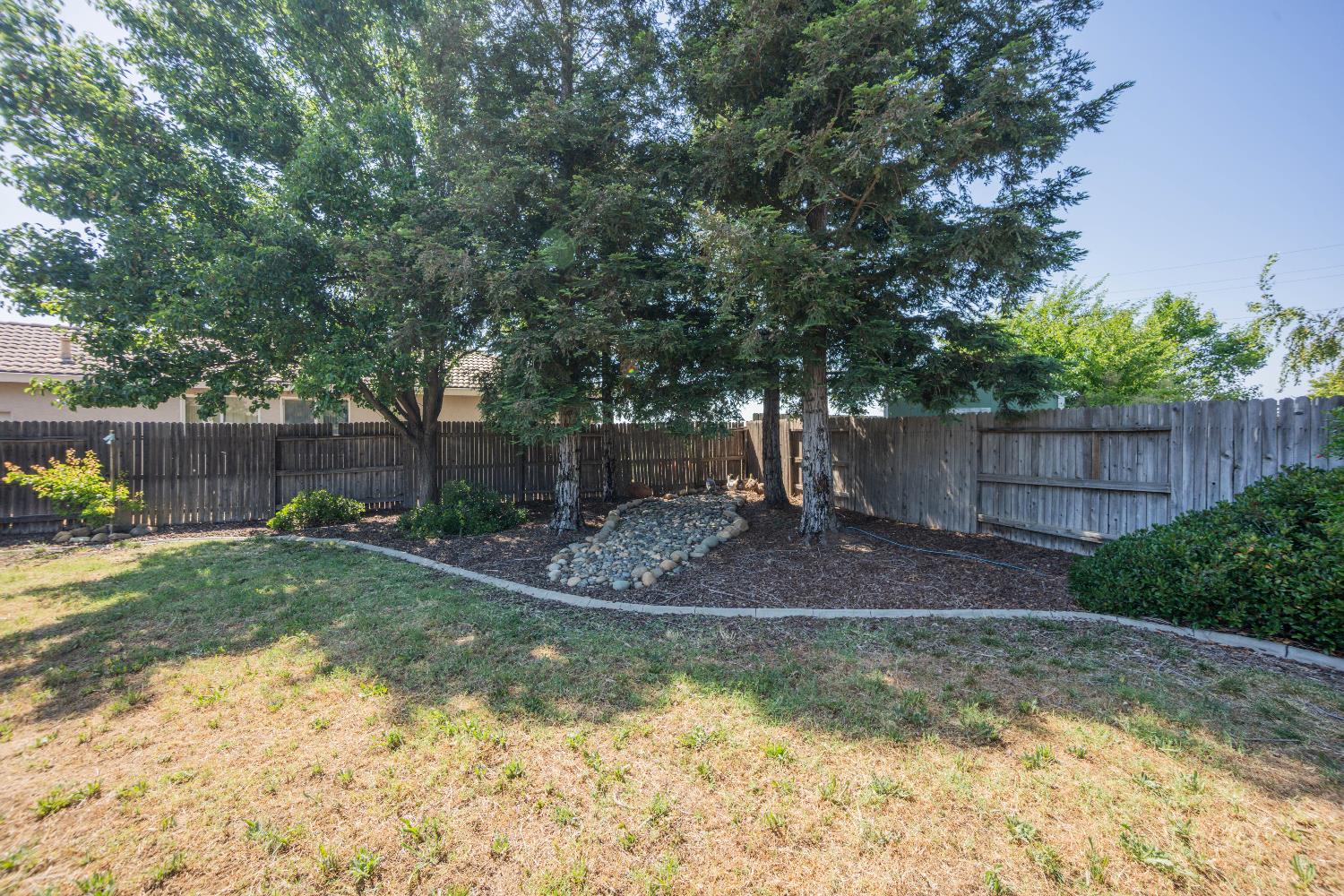 Detail Gallery Image 30 of 36 For 1187 W Kneebone Ct, Plumas Lake,  CA 95961 - 3 Beds | 2 Baths