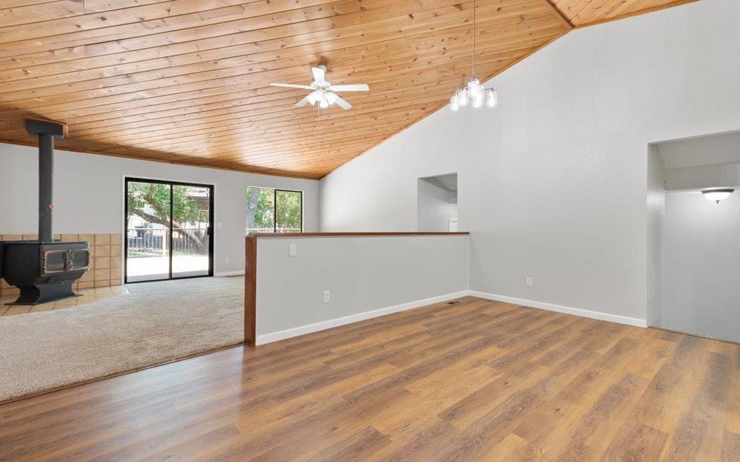 Detail Gallery Image 4 of 48 For 11216 Bobolink Way, Auburn,  CA 95602 - 3 Beds | 2 Baths