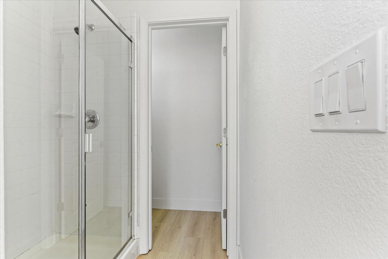Detail Gallery Image 48 of 63 For 156 Bristol Way, Yuba City,  CA 95993 - 5 Beds | 2/1 Baths