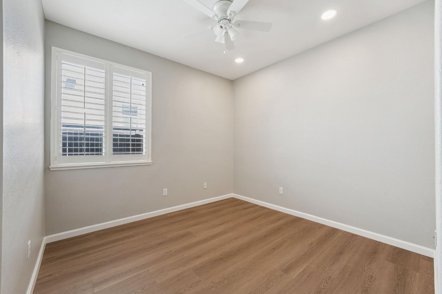 Detail Gallery Image 24 of 30 For 2192 Sherington Way, Sacramento,  CA 95835 - 3 Beds | 2 Baths