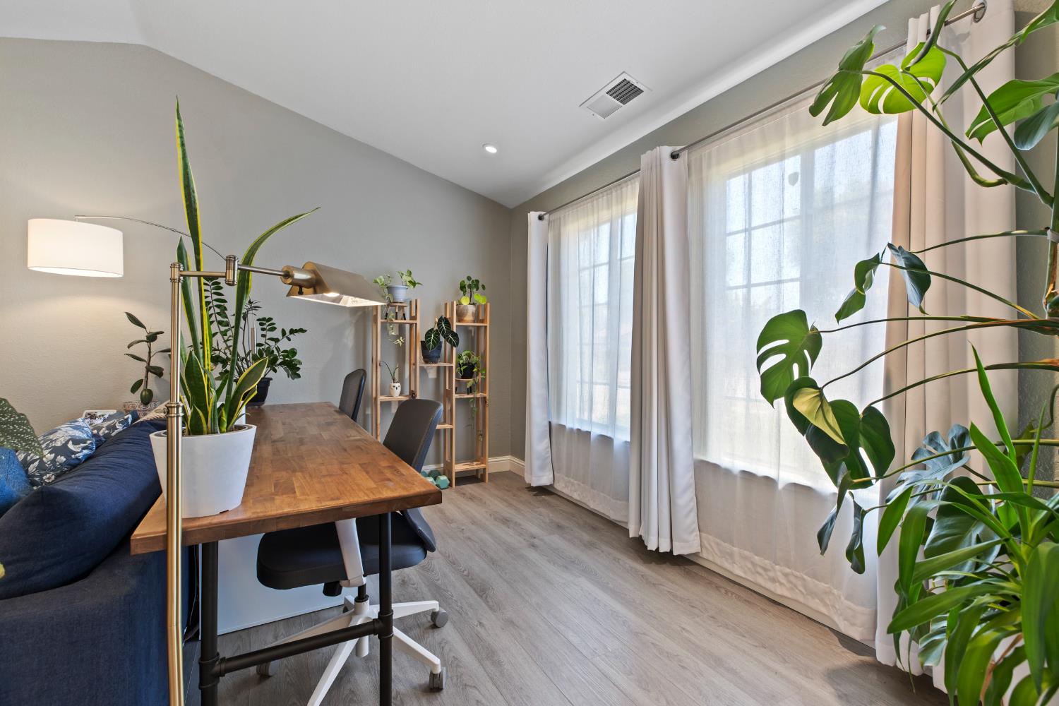 Detail Gallery Image 10 of 35 For 3933 Dale Rd a,  Modesto,  CA 95356 - 2 Beds | 2 Baths