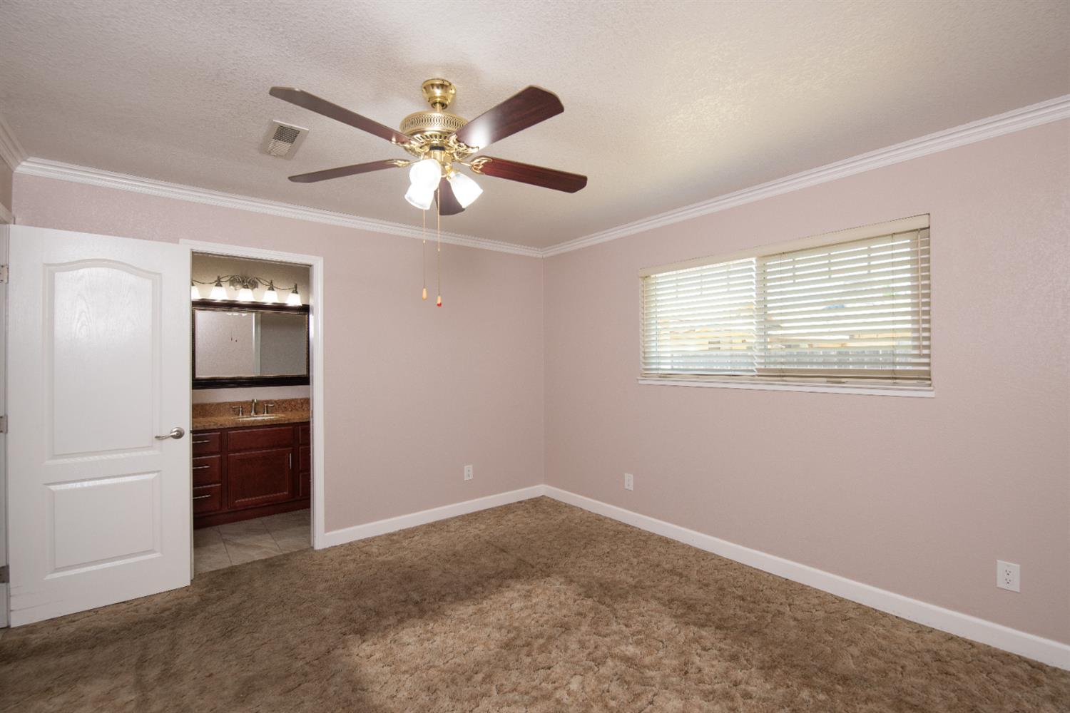 Detail Gallery Image 12 of 21 For 2908 Rose Ave, Ceres,  CA 95307 - 3 Beds | 2 Baths