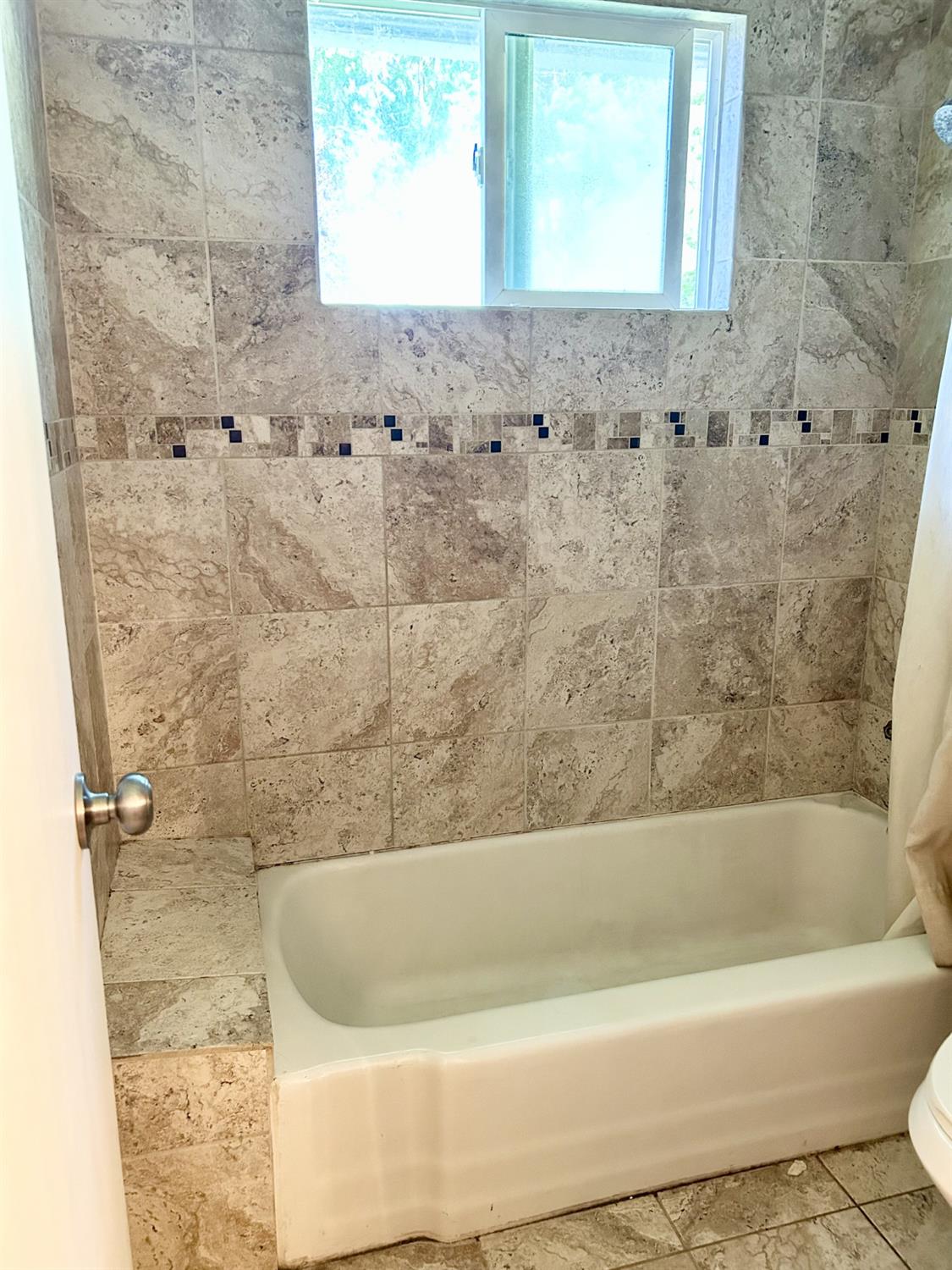 Detail Gallery Image 13 of 30 For 9429 Madeline Dr, Stockton,  CA 95212 - 3 Beds | 2 Baths