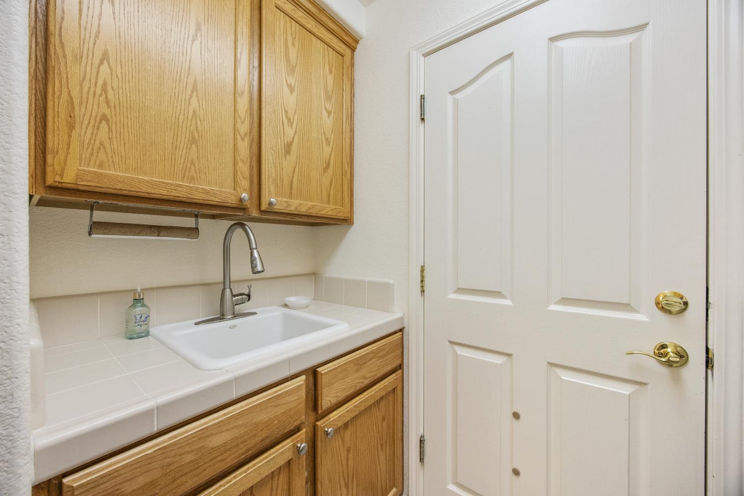 Detail Gallery Image 45 of 72 For 6733 Cherry Ridge Cir, Roseville,  CA 95678 - 4 Beds | 3 Baths