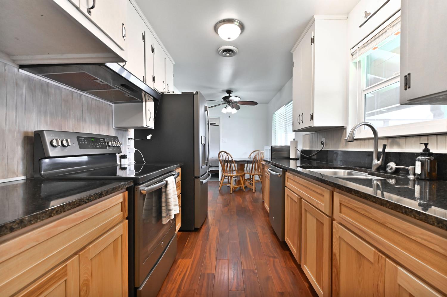 Detail Gallery Image 14 of 67 For 464 San Joaquin St, Angels Camp,  CA 95222 - 4 Beds | 2 Baths