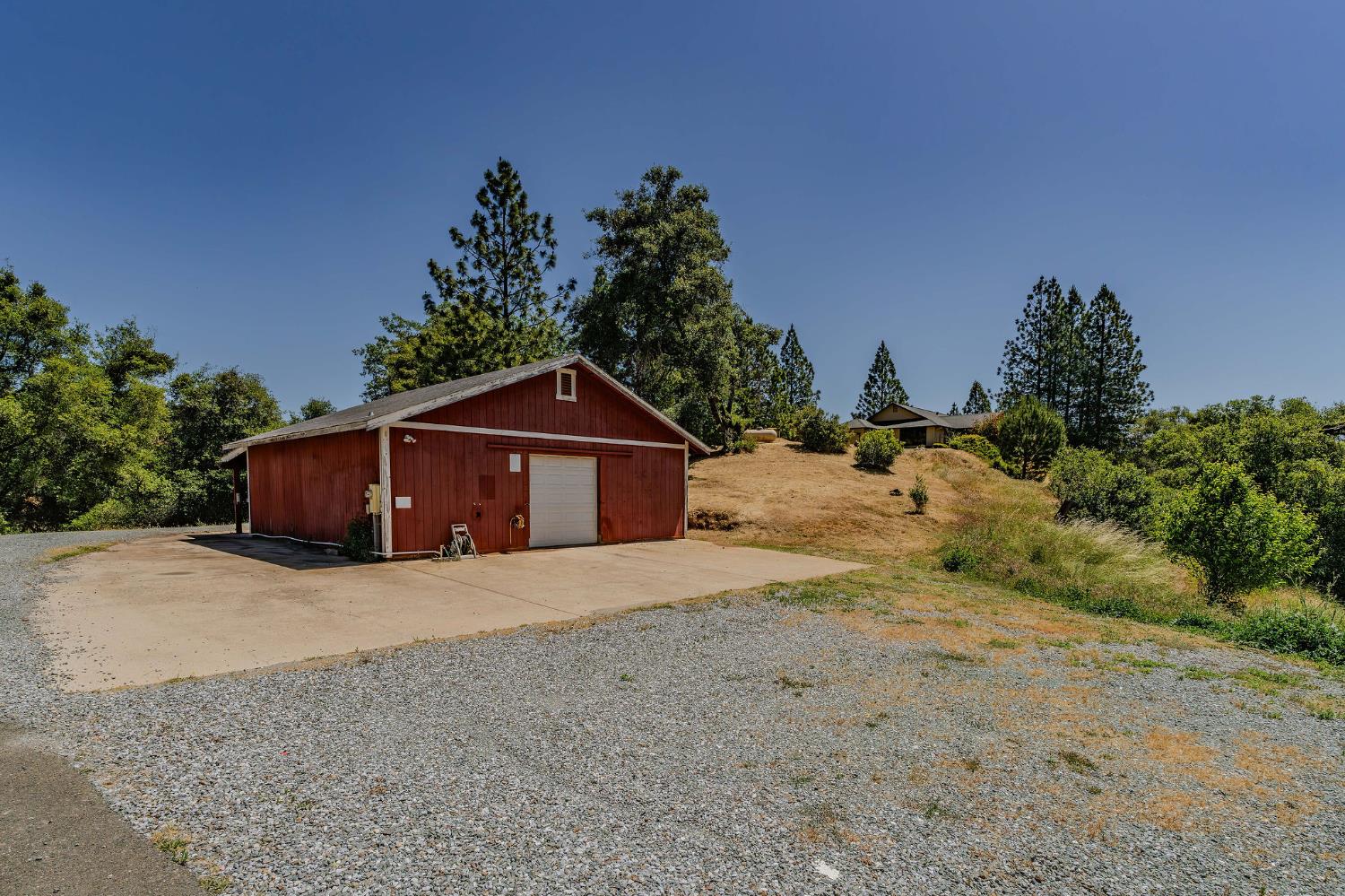 Detail Gallery Image 43 of 61 For 6816 Italian Vista Ct, Mokelumne Hill,  CA 95245 - 3 Beds | 2 Baths