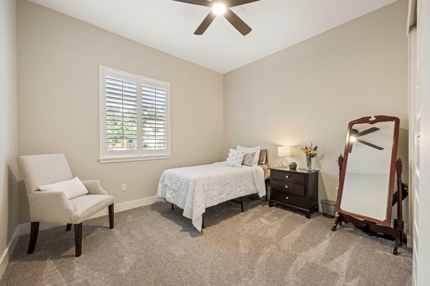 Detail Gallery Image 21 of 43 For 927 Greeley Ct, Cameron Park,  CA 95682 - 4 Beds | 3/1 Baths