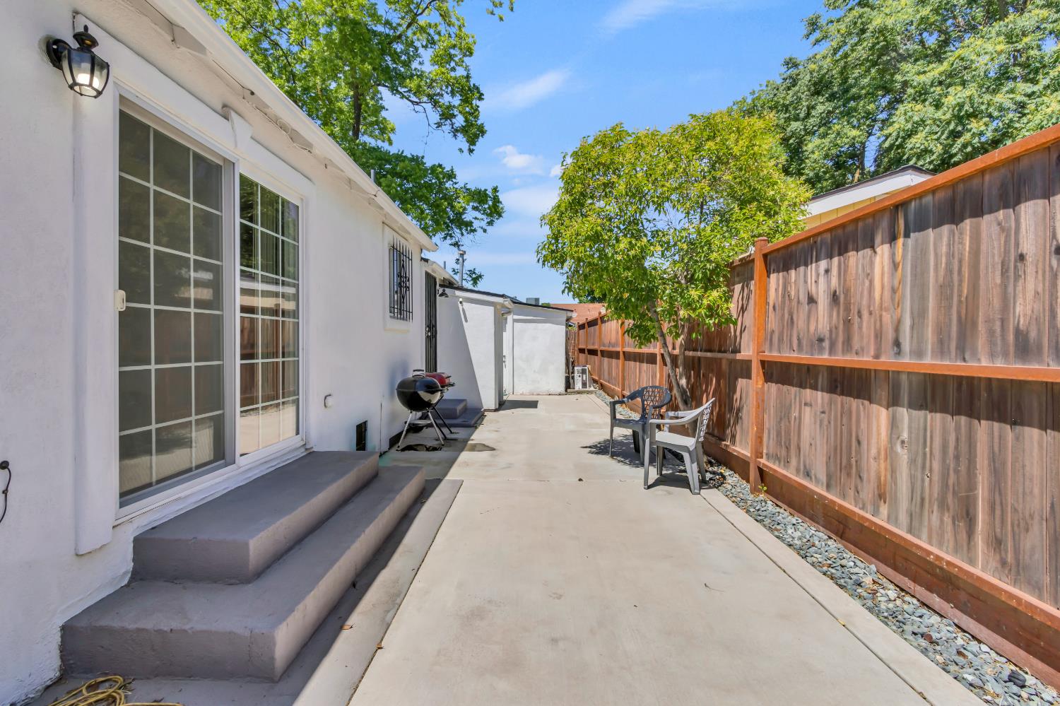 Detail Gallery Image 32 of 46 For 4345 48th St, Sacramento,  CA 95820 - 3 Beds | 2 Baths