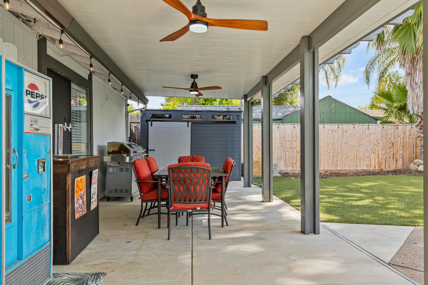 Detail Gallery Image 39 of 70 For 3201 Kaiser Way, Carmichael,  CA 95608 - 4 Beds | 3 Baths
