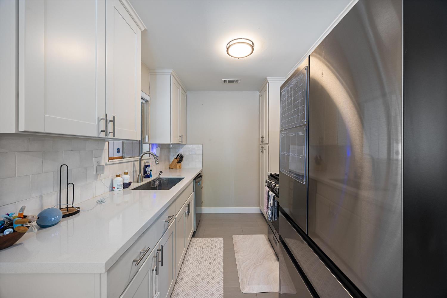 Detail Gallery Image 10 of 24 For 1012 Arrowhead Ave, Rio Linda,  CA 95673 - 3 Beds | 2 Baths