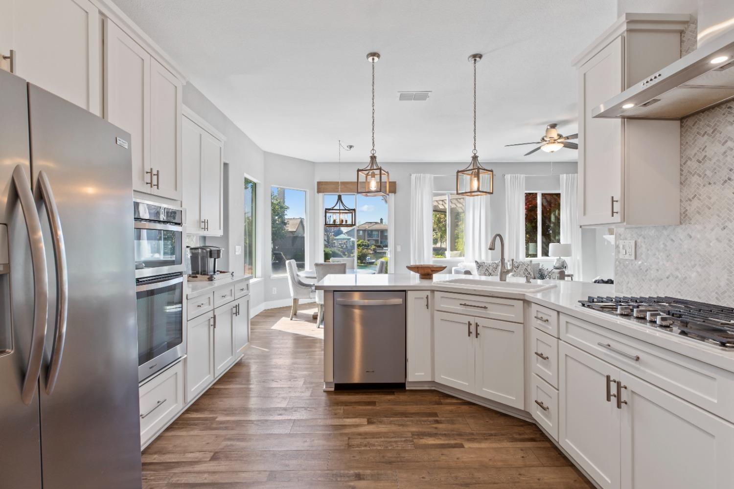 Detail Gallery Image 13 of 43 For 9238 Cape May Ct, Elk Grove,  CA 95758 - 4 Beds | 2 Baths