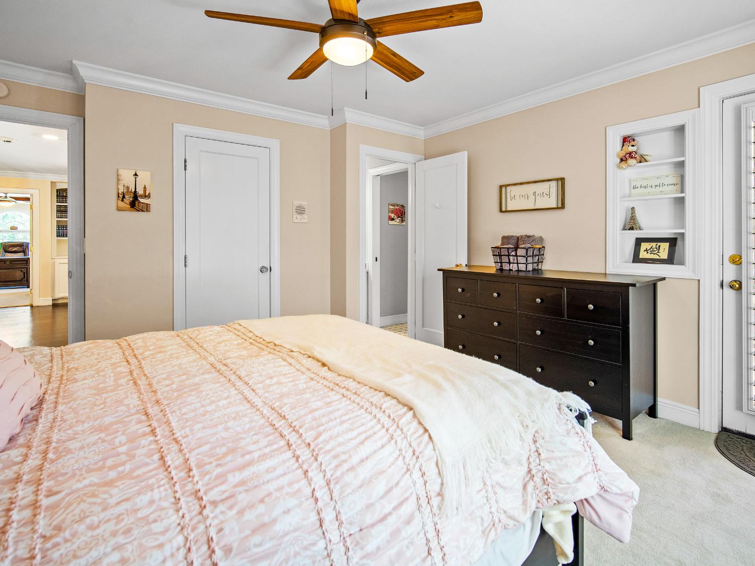 Detail Gallery Image 30 of 85 For 6809 Stanley Ave, Carmichael,  CA 95608 - 5 Beds | 4 Baths