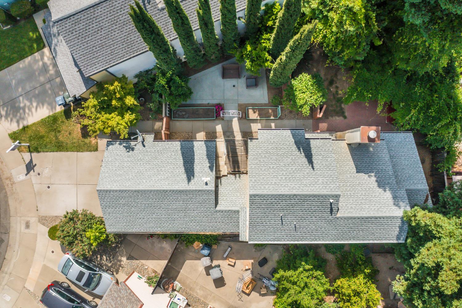 Detail Gallery Image 7 of 37 For 7 Whitecap Ct, Sacramento,  CA 95833 - 3 Beds | 2 Baths
