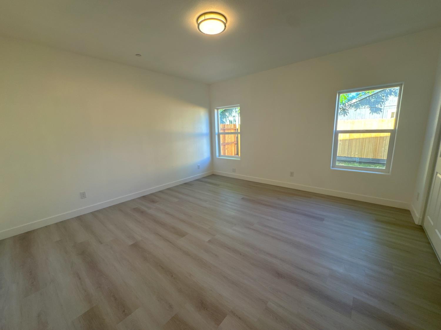 Detail Gallery Image 25 of 37 For 4825 36th St, Sacramento,  CA 95820 - 3 Beds | 2 Baths