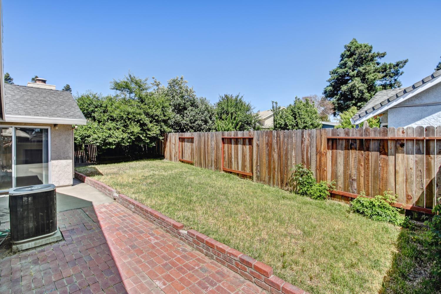 Detail Gallery Image 39 of 43 For 8135 Traver Ct, Sacramento,  CA 95828 - 3 Beds | 2 Baths