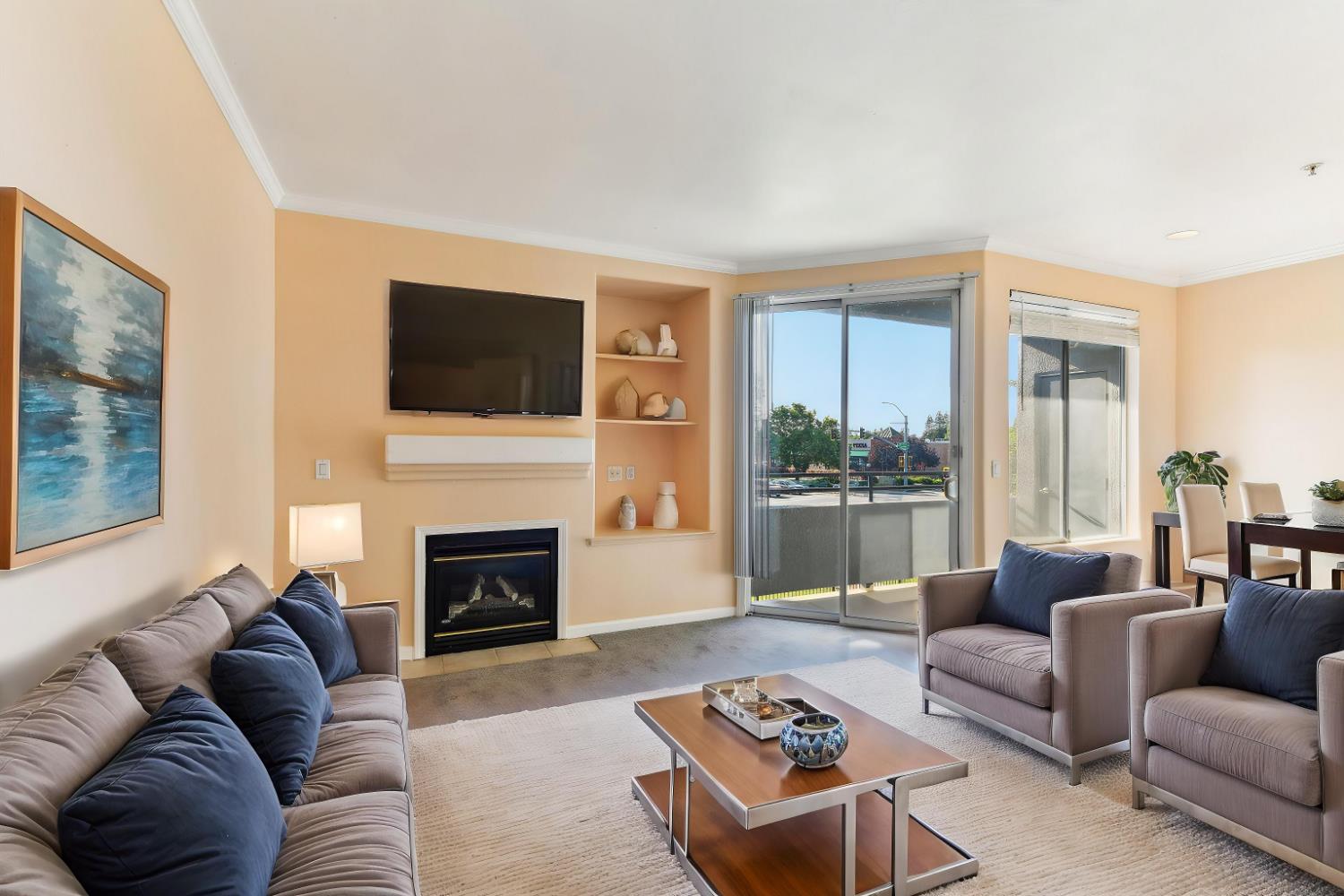 Photo #2: 225065407 Listing 