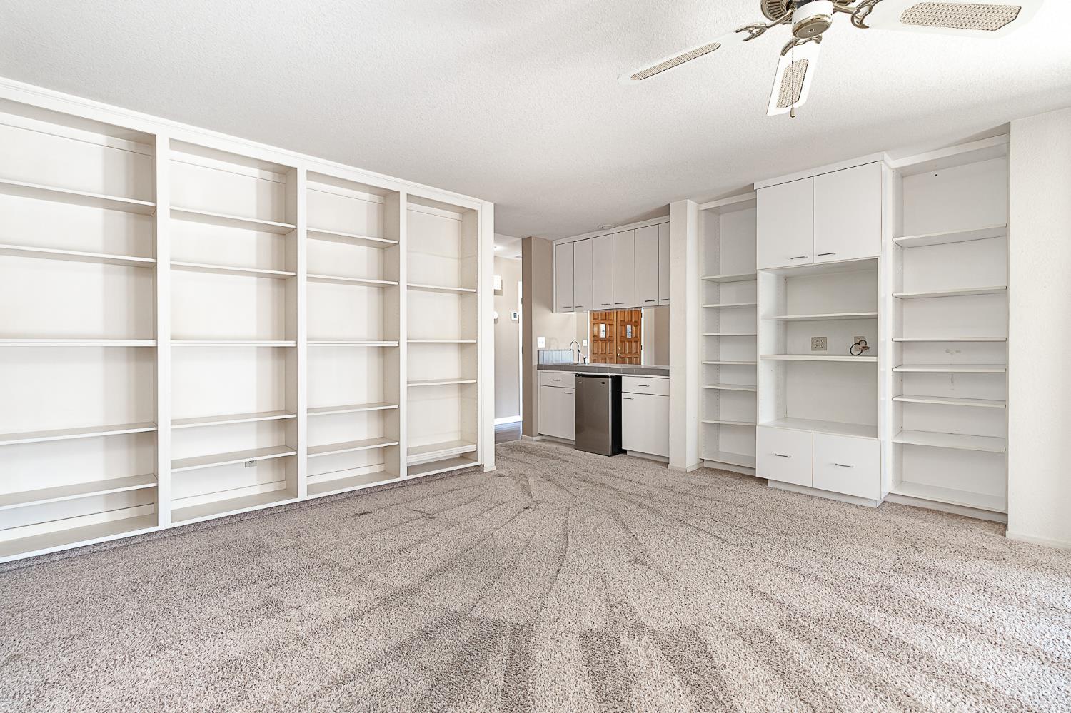 Detail Gallery Image 14 of 35 For 2508 Hilversum Ln, Modesto,  CA 95356 - 5 Beds | 3/1 Baths