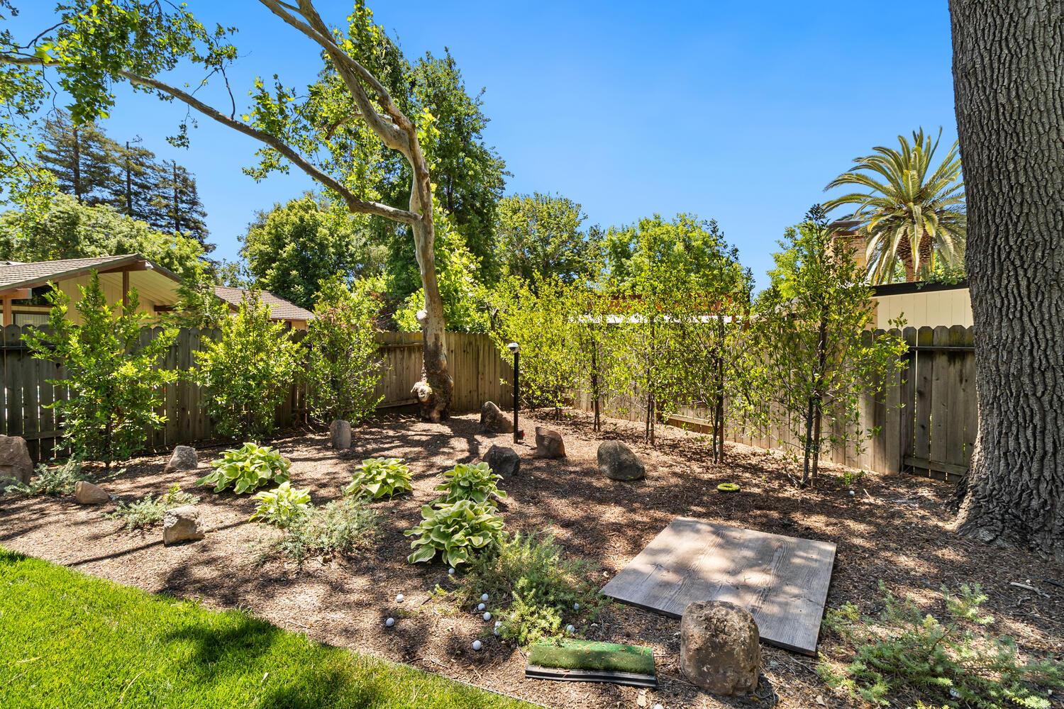 Detail Gallery Image 71 of 82 For 5910 River Glen Court, Carmichael,  CA 95608 - 4 Beds | 2/1 Baths