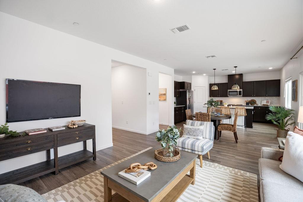 Chatum Court, Rancho Cordova, California image 13