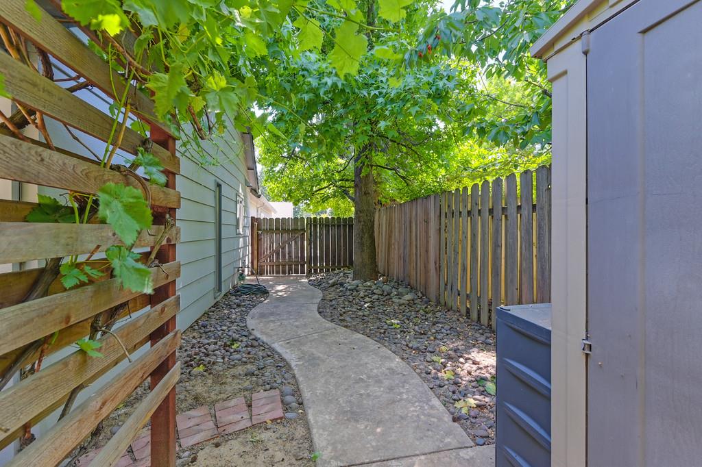 Detail Gallery Image 50 of 50 For 9217 Rock Canyon Way, Orangevale,  CA 95662 - 3 Beds | 2 Baths